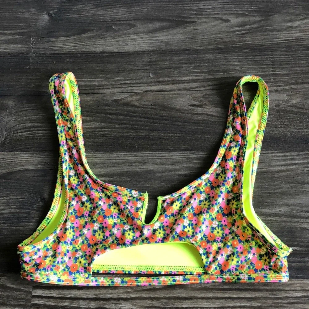 Frankie’s Bikinis Cole Cutout Bikini Top Multicolor Floral